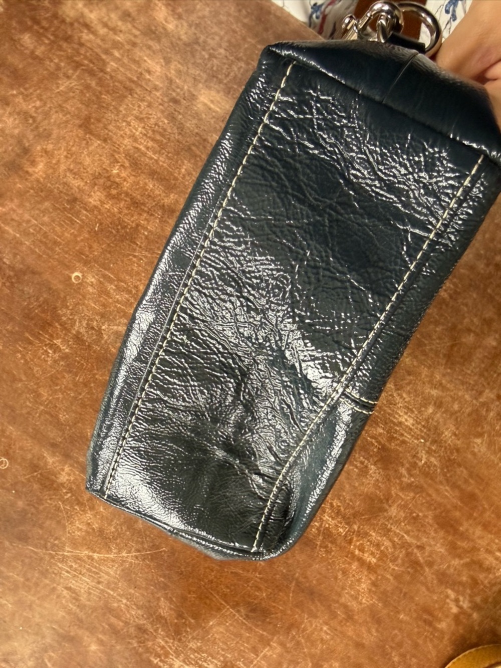 Vintage Coach Navy Patent leather baguette bag - Picture 8 of 8